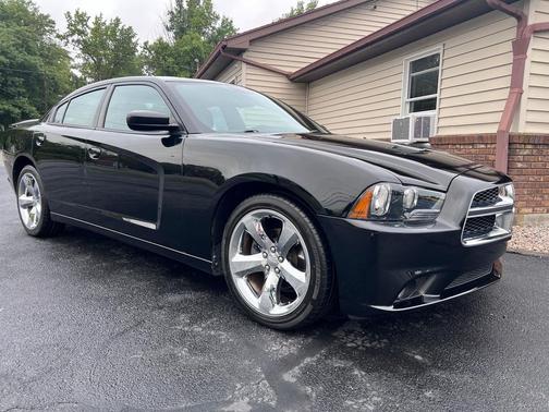 2013 Dodge Charger SXT