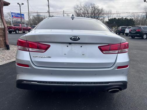 2019 Kia Optima LX