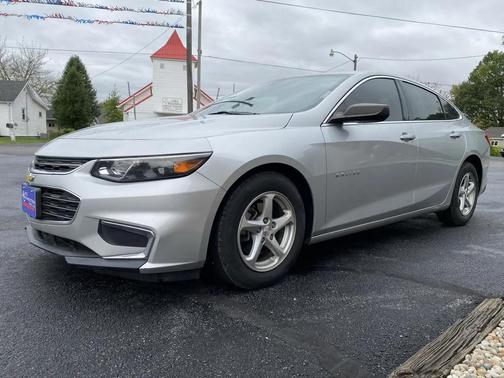 Silver Ice Metallic 2017 Chevrolet Malibu 1LS