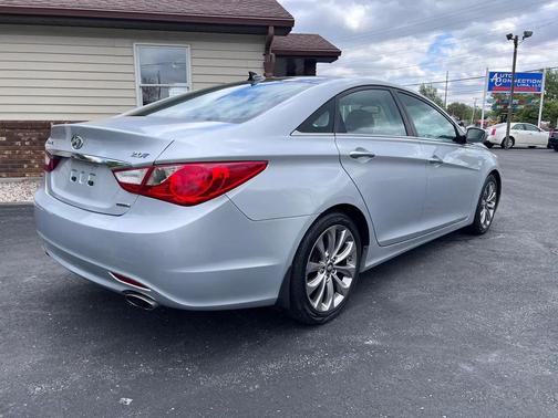 Radiant Silver Metallic 2012 Hyundai SONATA Limited 2.0T