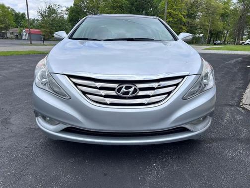 Radiant Silver Metallic 2012 Hyundai SONATA Limited 2.0T