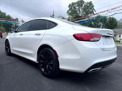 2016 Chrysler 200 S