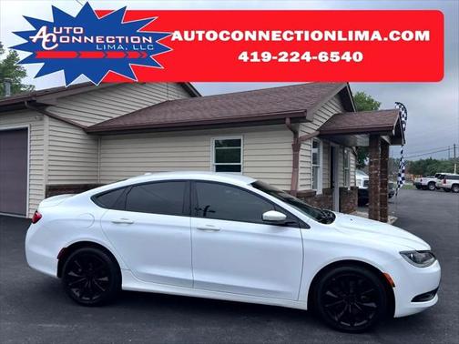 2016 Chrysler 200 S