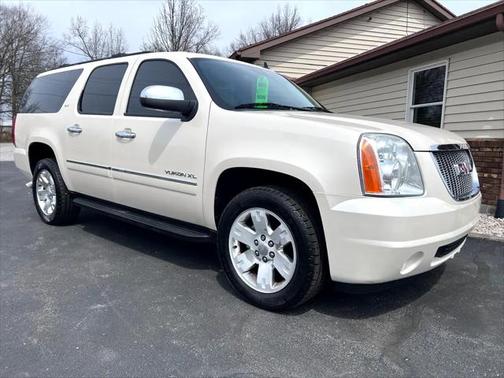 2013 GMC Yukon XL 1500 SLT