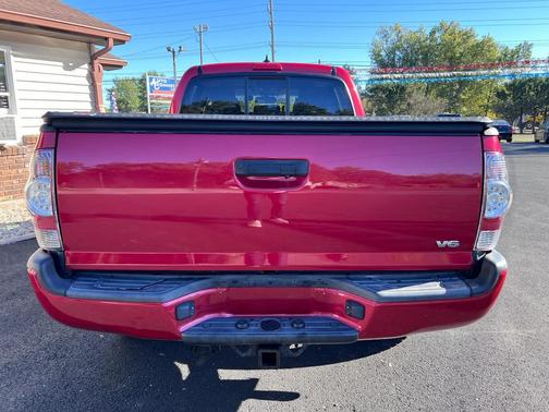 2015 Toyota Tacoma Base