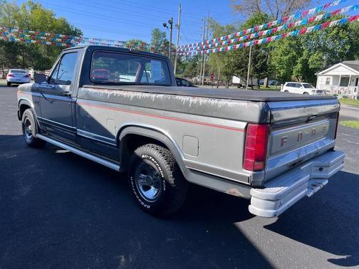 Gray 1986 Ford Pickup Truck Base