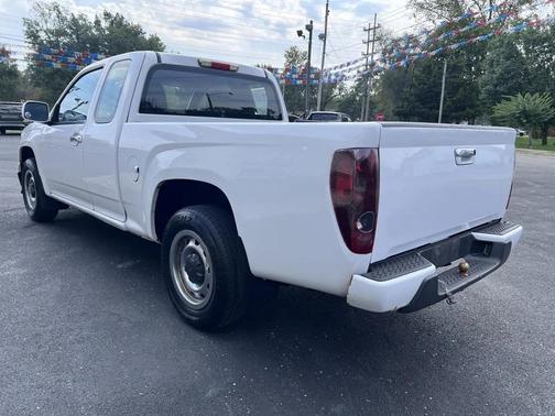 Summit White 2011 Chevrolet Colorado 1LT