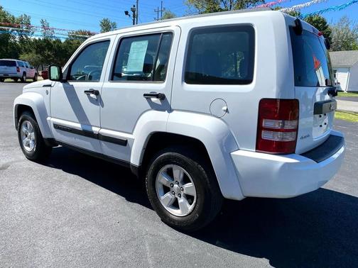 2012 Jeep Liberty Sport
