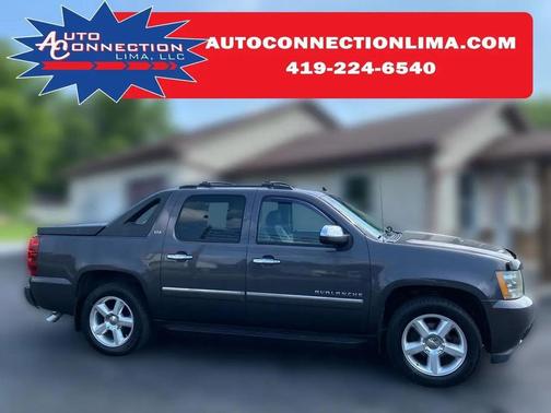 Gray 2011 Chevrolet Avalanche 1500 LTZ
