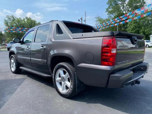 Gray 2011 Chevrolet Avalanche 1500 LTZ