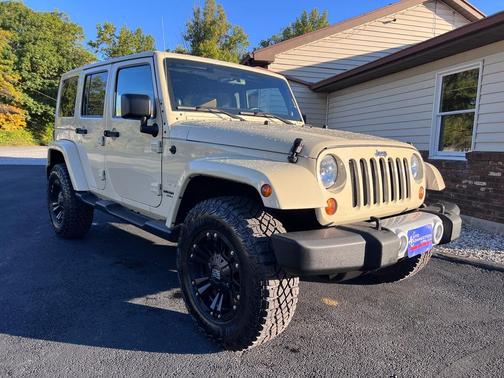 2011 Jeep Wrangler Unlimited Sahara