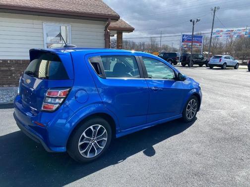 2017 Chevrolet Sonic LT