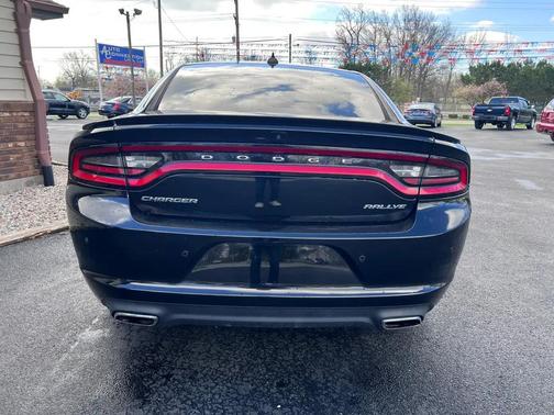 2016 Dodge Charger SXT