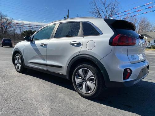 2020 Kia Niro LX