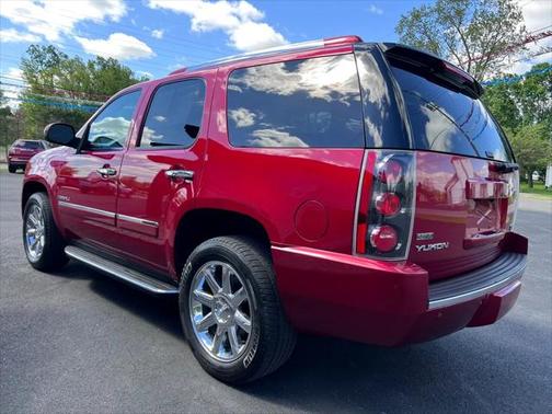 2012 GMC Yukon Denali