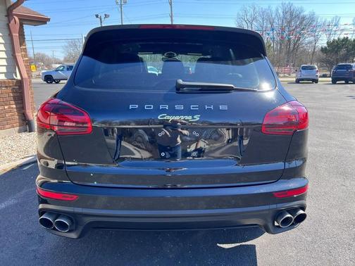 2016 Porsche Cayenne Cayenne S E-Hybrid