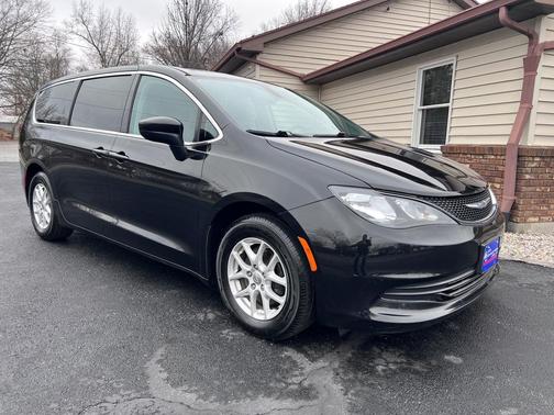 2017 Chrysler Pacifica Touring