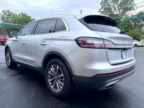 2019 Lincoln Nautilus Select