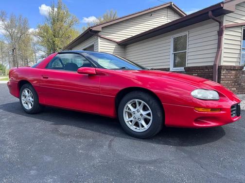 Bright Rally Red 2001 Chevrolet Camaro Base
