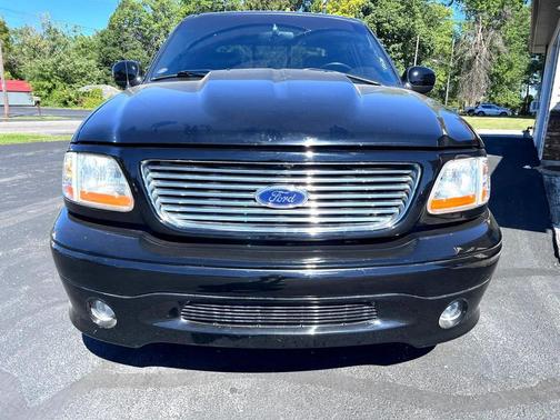 2002 Ford F-150 Harley-Davidson Crew Cab