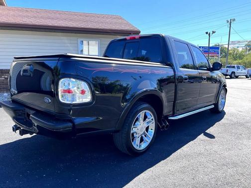 2002 Ford F-150 Harley-Davidson Crew Cab