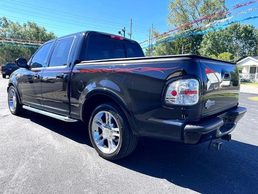 2002 Ford F-150 Harley-Davidson Crew Cab