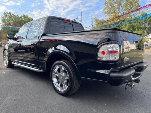 2002 Ford F-150 Harley-Davidson Crew Cab