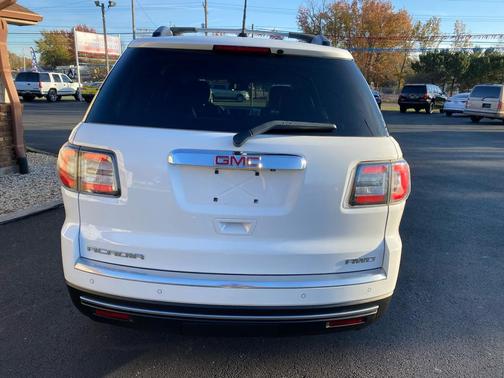 2016 GMC Acadia SLT-1
