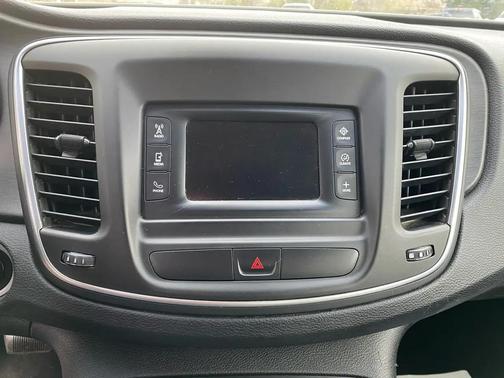 Billet Silver Metallic Clearcoat 2015 Chrysler 200 Limited