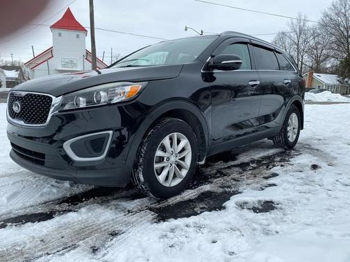 2017 Kia Sorento LX