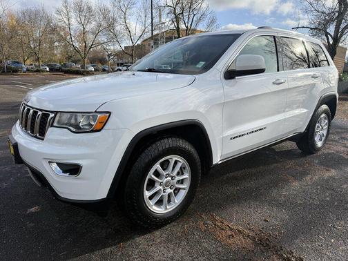 2019 Jeep Grand Cherokee Laredo