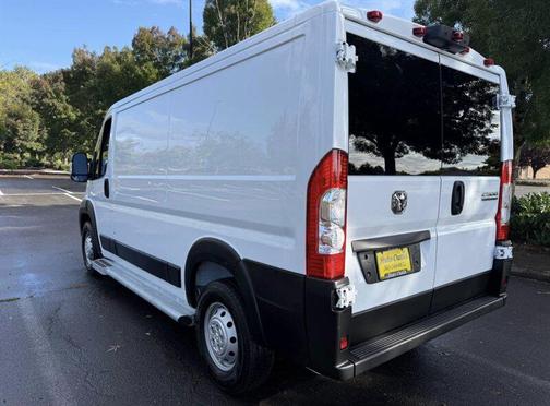 2023 RAM ProMaster 2500 Base