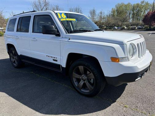 2016 Jeep Patriot Sport