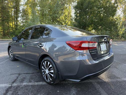 2018 Subaru Impreza 2.0i