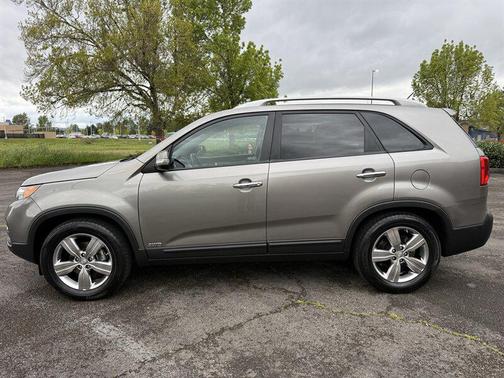 Tan 2012 Kia Sorento EX