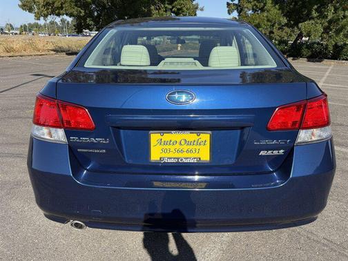 2011 Subaru Legacy Premium