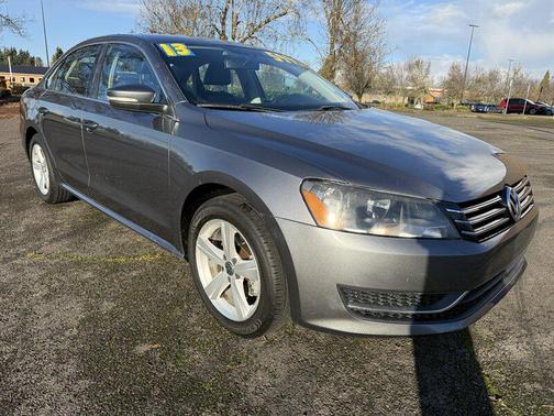 2013 Volkswagen Passat 2.5 SE