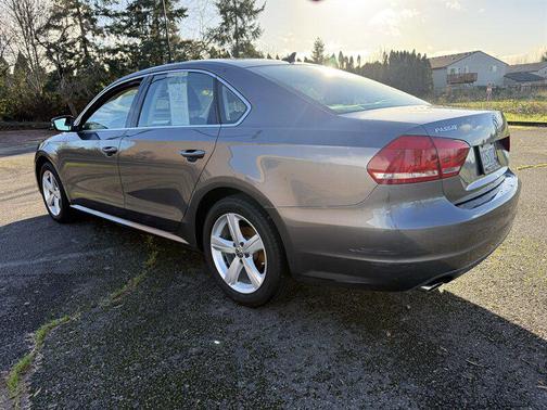 2013 Volkswagen Passat 2.5 SE