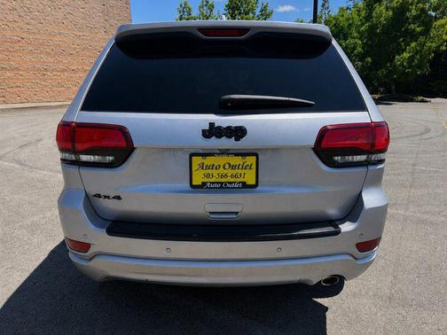 Billet Silver Metallic Clearcoat 2017 Jeep Grand Cherokee Altitude
