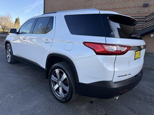2018 Chevrolet Traverse LT Leather