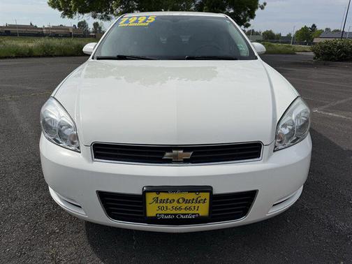 White 2008 Chevrolet Impala LS