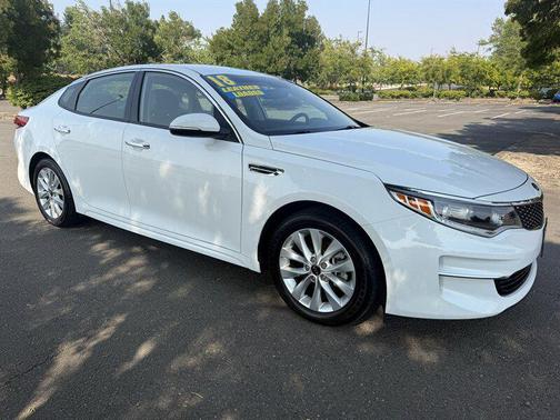 Snow White Pearl 2018 Kia Optima EX