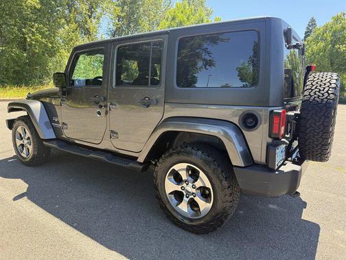 Granite Crystal Metallic Clear Coat 2016 Jeep Wrangler Unlimited Sahara