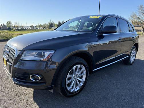 Monsoon Gray Metallic 2014 Audi Q5 2.0T Premium Plus