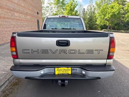 2001 Chevrolet Silverado 1500 Base