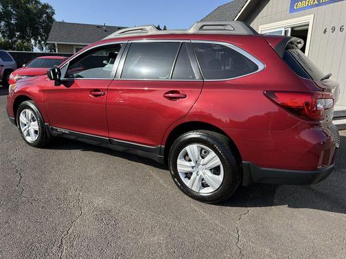 Venetian Red Pearl 2016 Subaru Outback 2.5i
