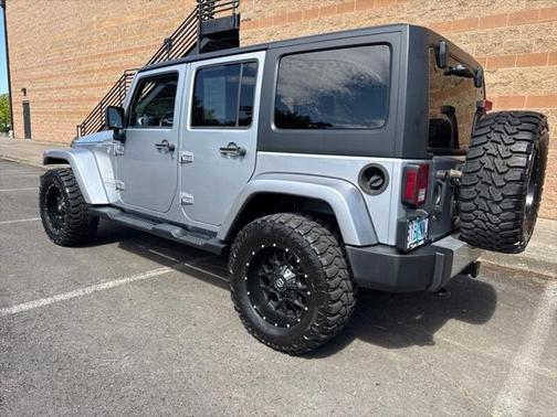 2014 Jeep Wrangler Unlimited Sahara