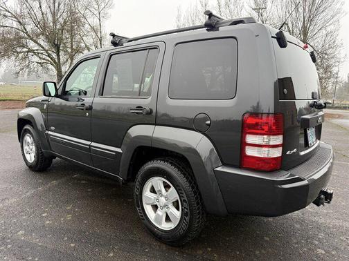 2011 Jeep Liberty Sport