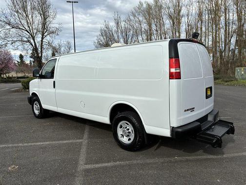 2014 Chevrolet Express 3500 Work Van