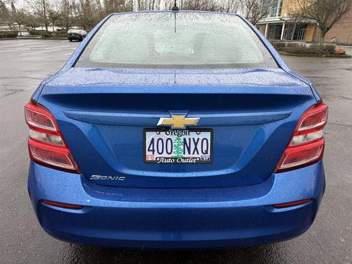 2017 Chevrolet Sonic LS